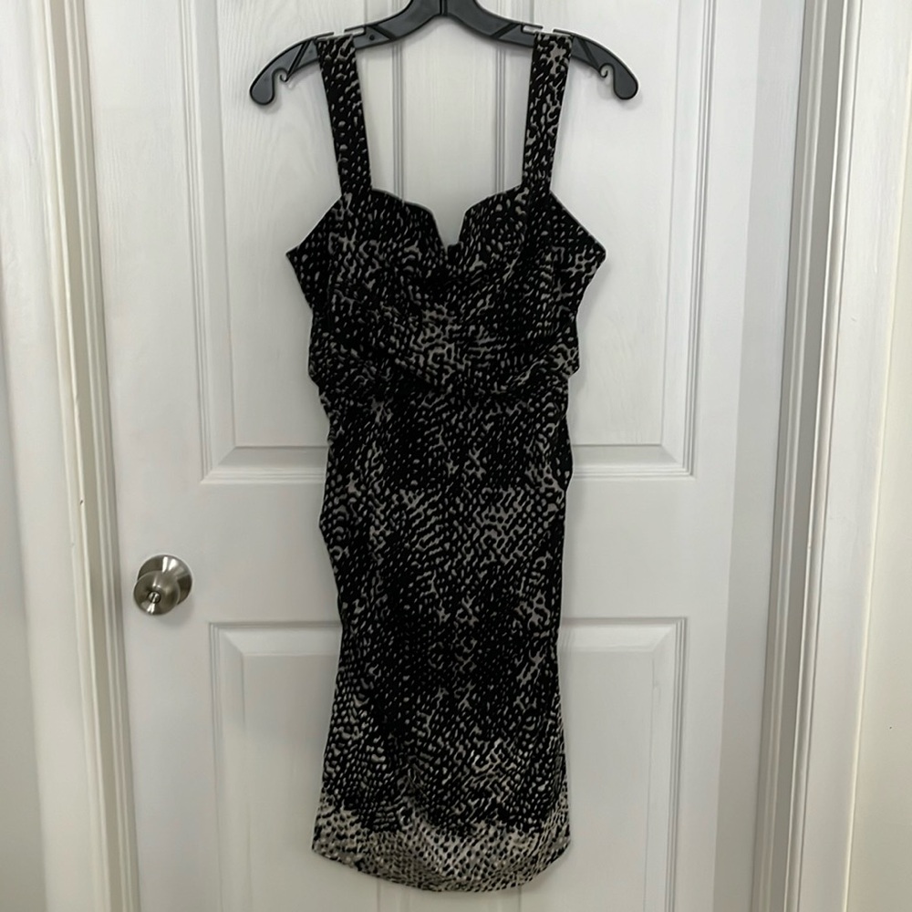 Le Chateau Dress Sz Medium